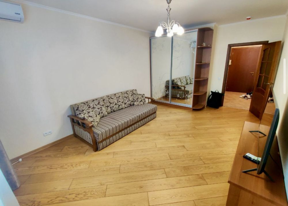 метро Деміївська| проспект Лобановского 150Д | низький поверх. 50м2 Киев - изображение 5