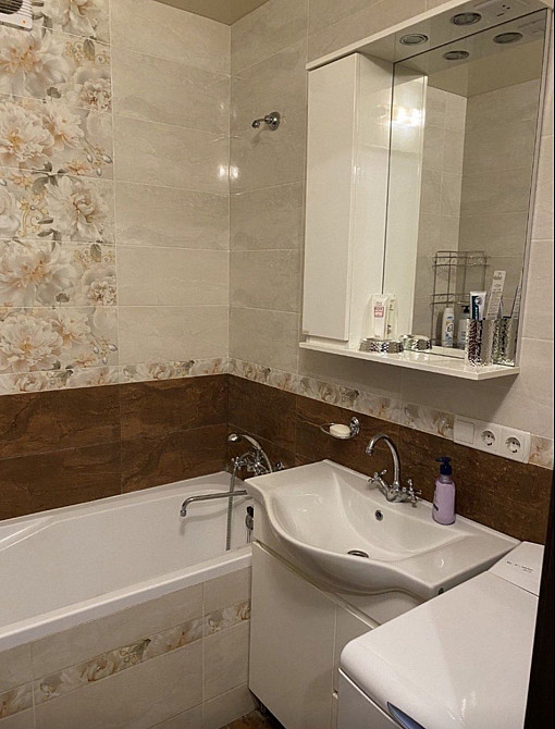 Продаю 2х комнатная Троещина Київ - зображення 1