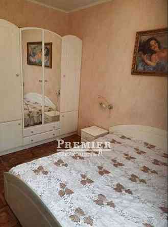 2-кімнатна квартира на вул. Ак. Корольова. Район ринку ПІВДЕННИЙ Одеса