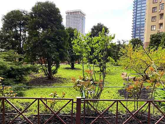 Продам 4к 167 м.кв. Коновальця32-Б ЖК Митець Печерськ Власник без % Киев