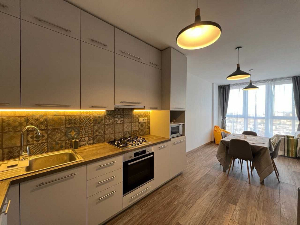 Оренда 1 кімн. кв-ри у новобудові по Буйка з краєвидом на усе місто Львів - зображення 1