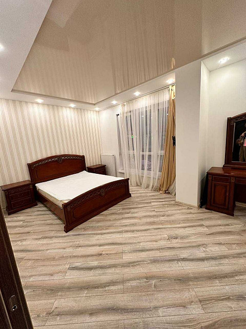 Довгострокова оренда просторої квартири у новобудові міста Винники Винники - изображение 1