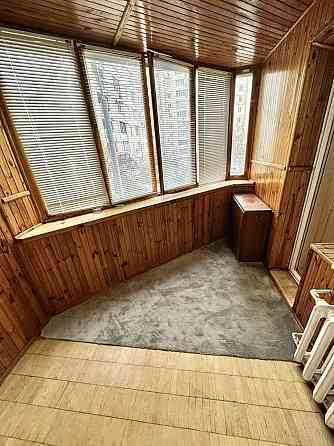 Продаж 3к вул.Вишняківська 7б Позняки 2 поверх Киев