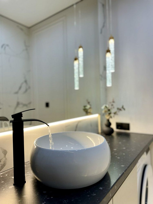 Продам свою квартиру з дизайнерським ремонтом! Я власник! Ірпінь - зображення 3