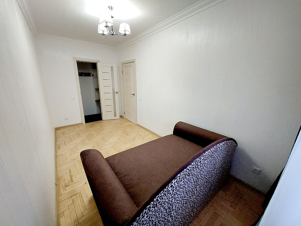 Здається 2км кв вул. Небесної Сотні кафе"Екватор" Черновцы - изображение 5