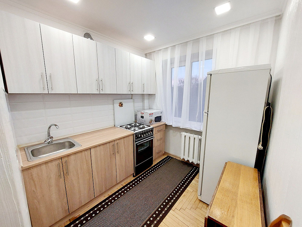 Здається 2км кв вул. Небесної Сотні кафе"Екватор" Черновцы - изображение 1