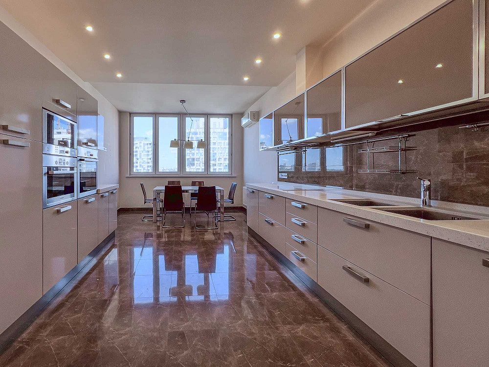 Тютюника (Анрі Барбюса), 5В Оренда квартири в центрі. Киев - изображение 1