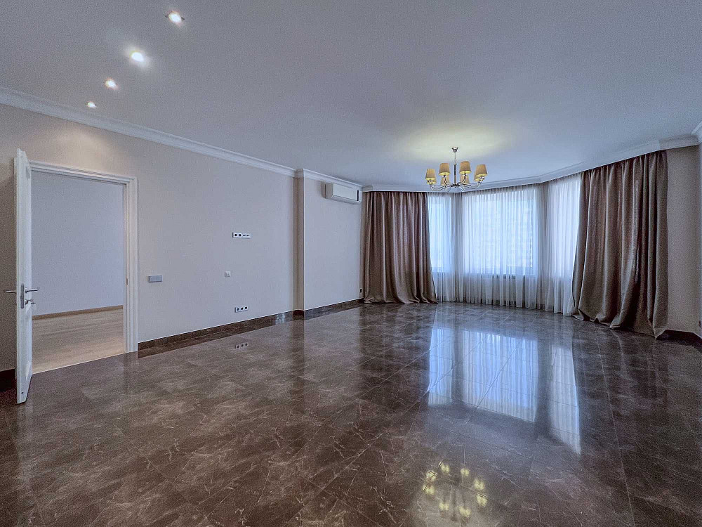 Тютюника (Анрі Барбюса), 5В Оренда квартири в центрі. Киев - изображение 2