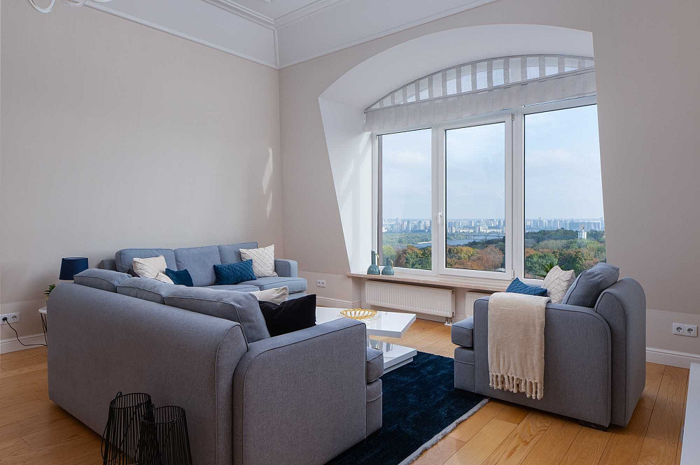 Мазепы ул. 16, аренда 4-комнатной 180 м. Без комиссии! Киев - изображение 2