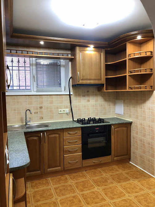 Простора 3-кімнатна з евроремонтом. Поділ, Оленівська 10, спецпроект Киев - изображение 6