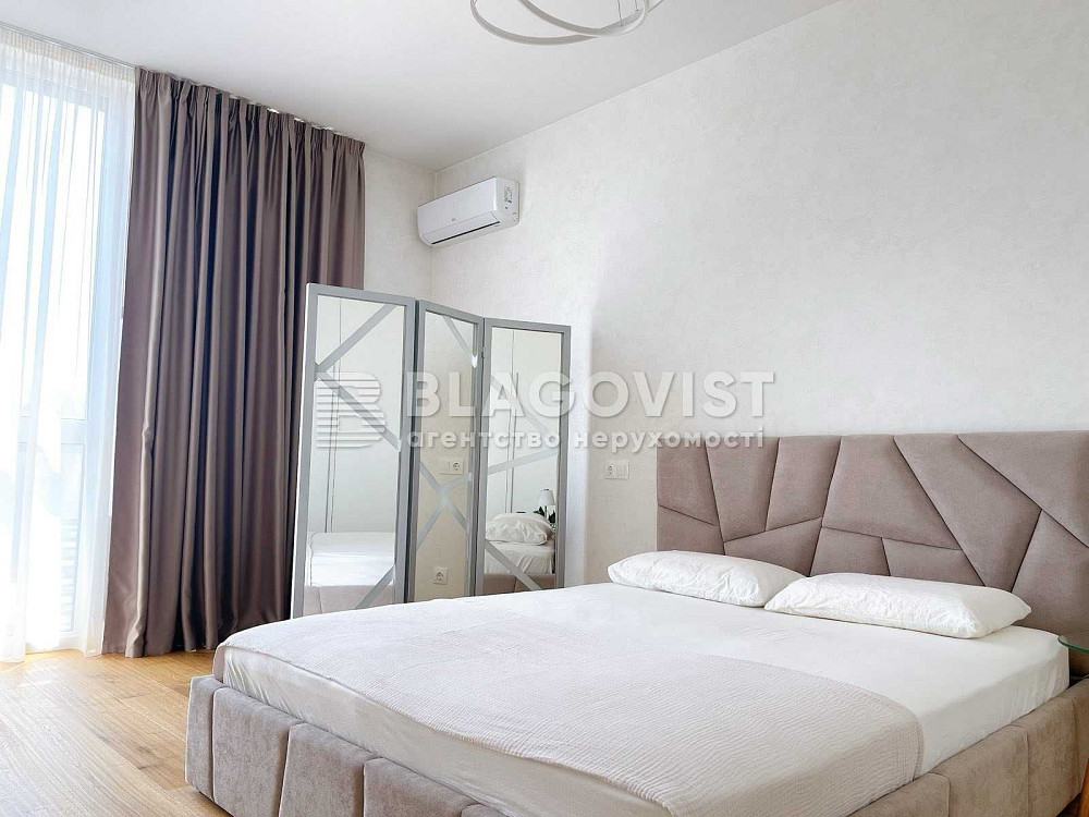 Продажа  Маккейна Джона (Кудрі Івана) 1 Французький квартал 2 Київ - зображення 8