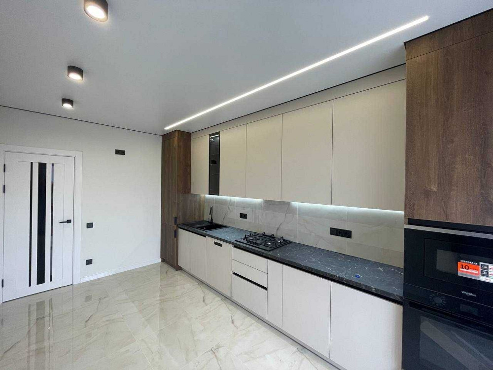 Центр! Стильна 1к квартира з ремонтом, меблями, технікою в новобудові Ивано-Франковск - изображение 2