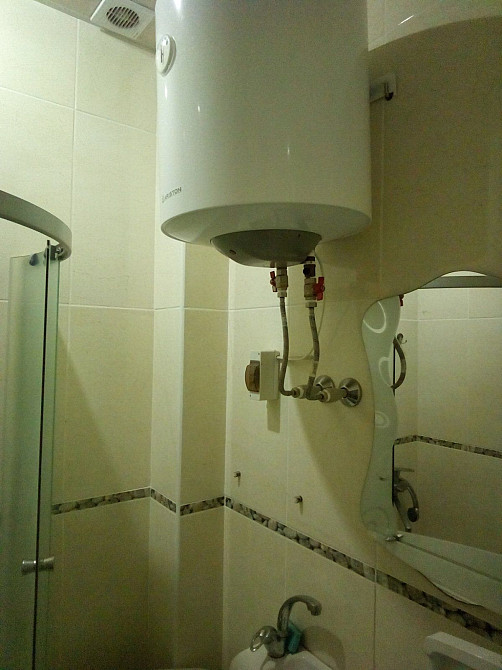 Сдам студию в Центре без оплаты отопления Харків - зображення 7