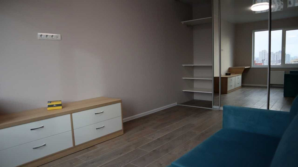 Світла і практична однокімнатна квартира на м. Харківська Киев - изображение 4