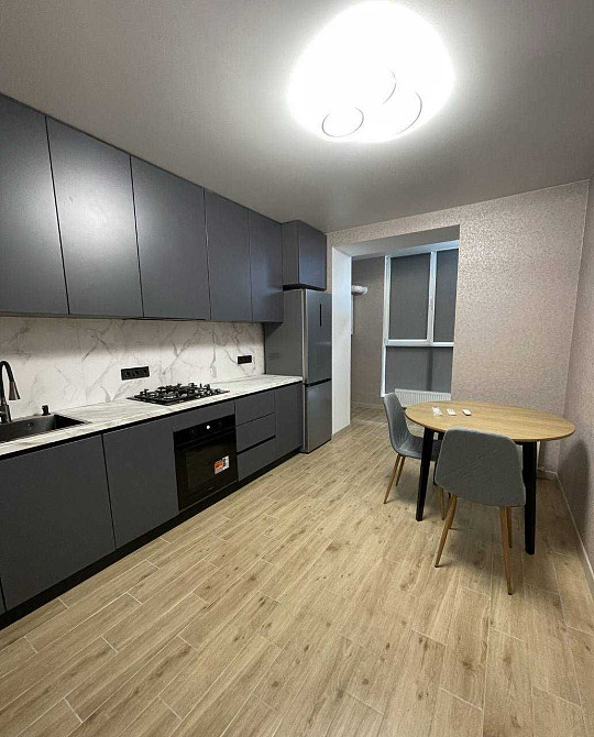 Сдам современную квартиру 1ком ЖК Днепровская Брама 2 Слобожанское - изображение 1