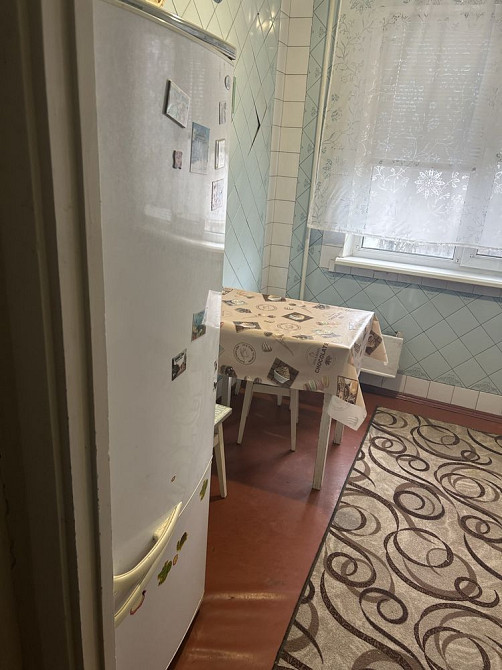 Йорданская 2, двухкомнатная раздельная с видом на озеро. Киев - изображение 8