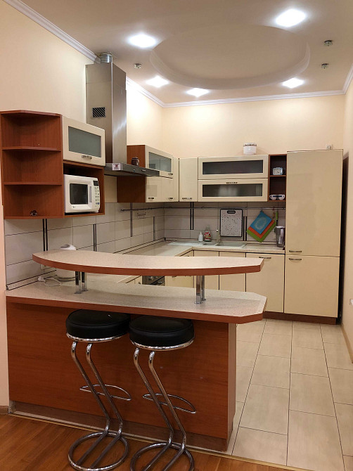 Центр! Дмитрівська 69, здається 3-кімнатна квартира! Киев - изображение 1