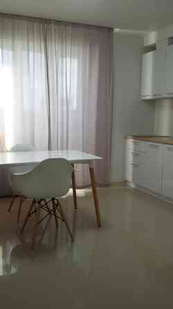 2-кімнатна квартира з якісним ремонтом біля ТРЦ Термінал Бровары