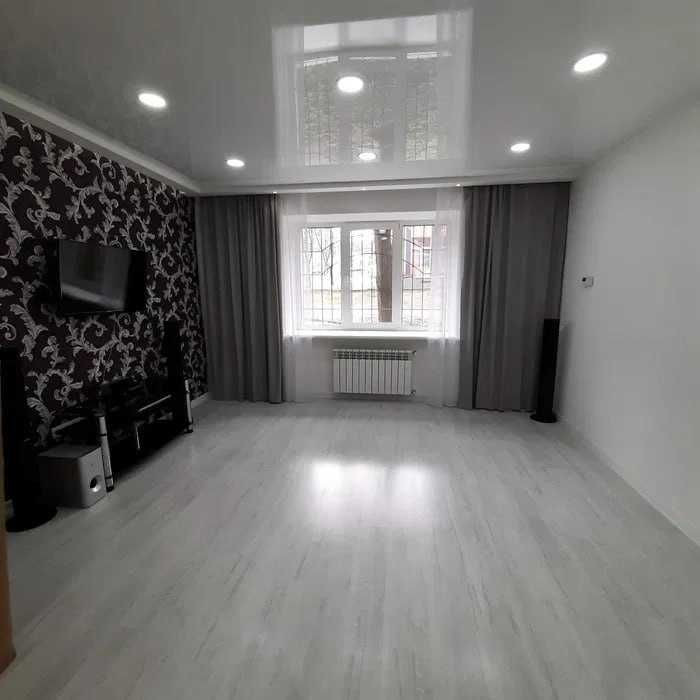 Продам 2 к квартира на пр. А.  Поля ( пр. Кирова )-Центр Дніпро - зображення 7