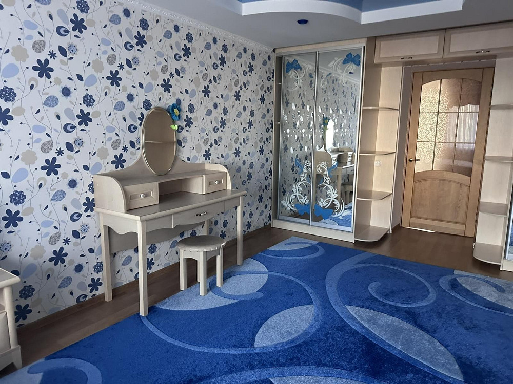 Трьохкімнатна квартира в центрі Чернигов - изображение 8