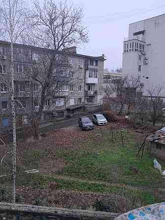 Продам 2-х км. кв. Район парка Шевченко, вул. М. Магомаева 10 Дніпро