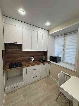 Сдам квартиру в аренду, духовой шкаф уже установлен!!!Ул. Космическая Дніпро