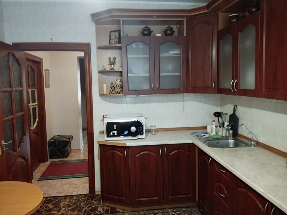 Здамо 3 кімн кв в Центрі, ремонт, меблі, побутова техніка Чернигов - изображение 1