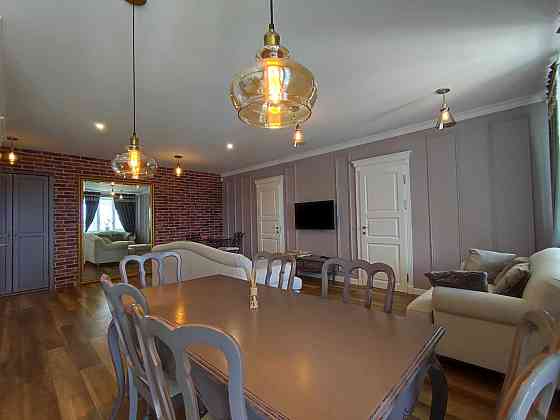 Продам видову 2-кімнатну квартиру в центрі! Ивано-Франковск