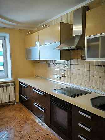 Простора Класна 3-кімнатна Квартира В Гарному Будинку Чернігів