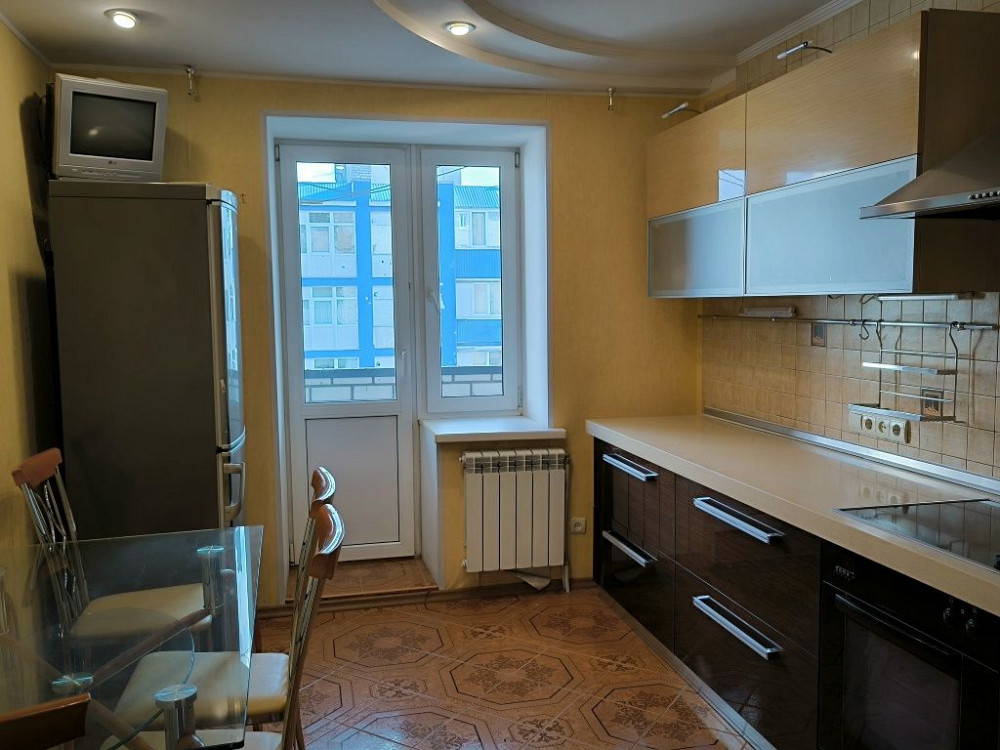 Простора Класна 3-кімнатна Квартира В Гарному Будинку Чернігів - зображення 5