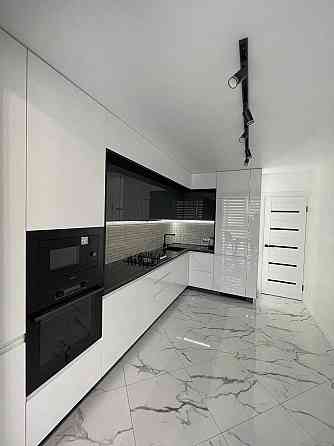 2-комнатная квартира с ремонтом на Таирова Одесса