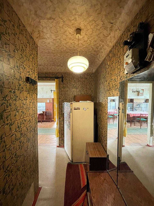 Продаємо 2-кім. квартиру з Автономним опаленням р-н ПГЗК (р-н ЮГОК) Кривий Ріг - зображення 3