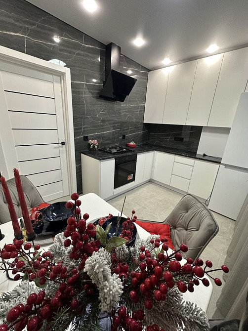 Затишна однокімнатна квартира, розтермінування платежу, ЖК "Сонячний" Софіївська Борщагівка - зображення 1