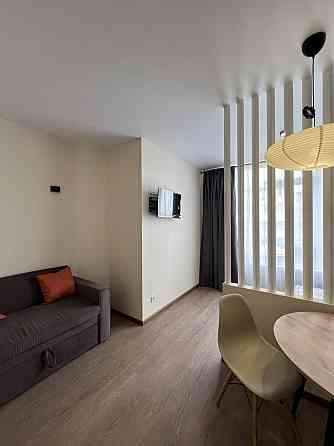 Світло не вимикають 24/7. Пр. Гузара 15А Киев