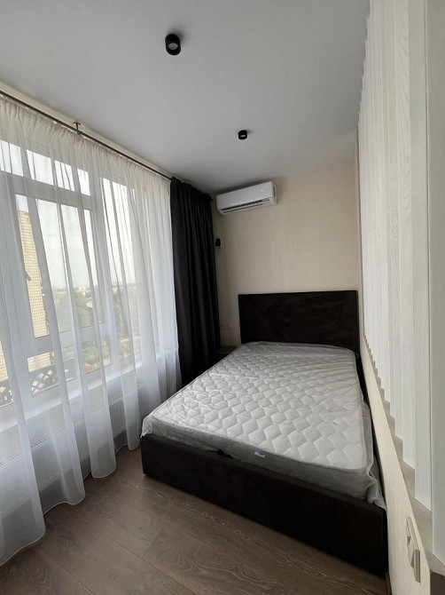 Світло не вимикають 24/7. Пр. Гузара 15А Київ - зображення 6