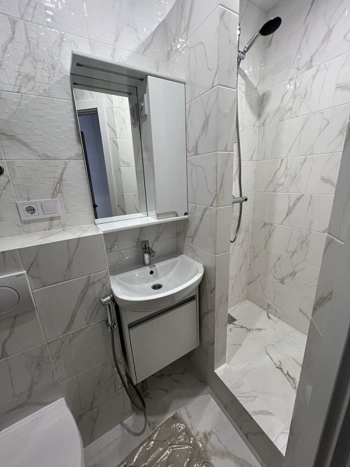 Світло не вимикають 24/7. Пр. Гузара 15А Київ - зображення 8