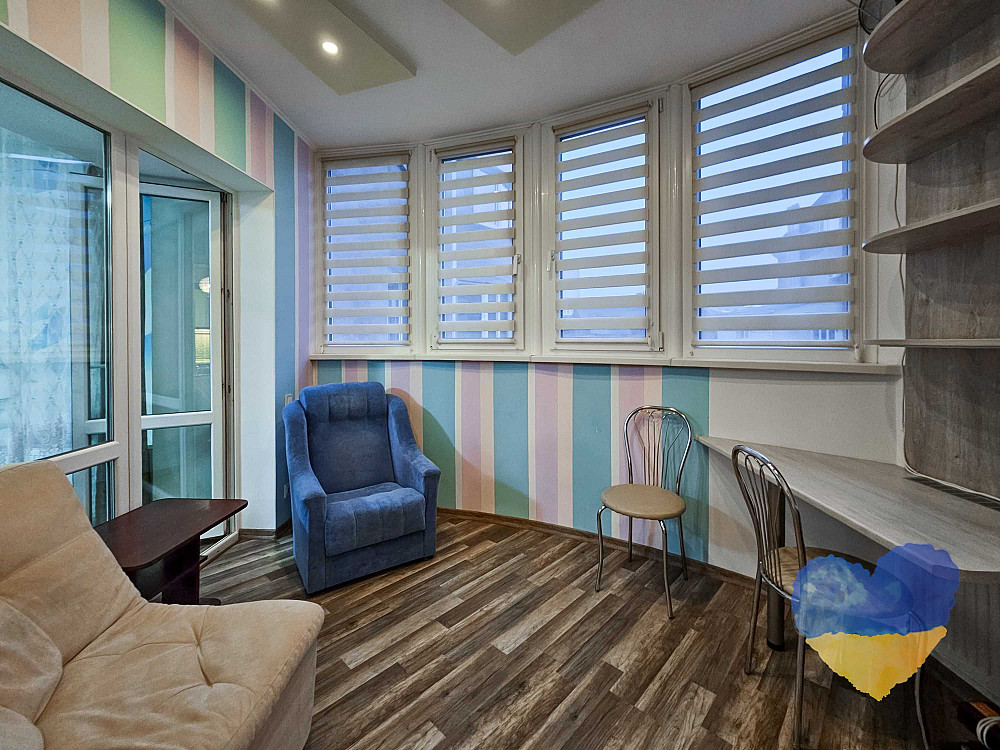 Простора 1-кімнатна квартира з автономним опаленням  в центрі! Чернігів - зображення 4