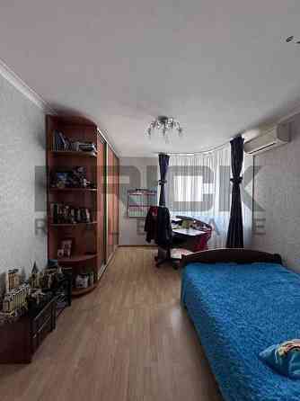 Оренда 3к квартири, Бажана 1м, Позняки Киев