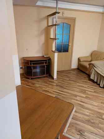 Сдам 3-х комнатную квартиру Дарницкий жд хозяин без комиссии Киев