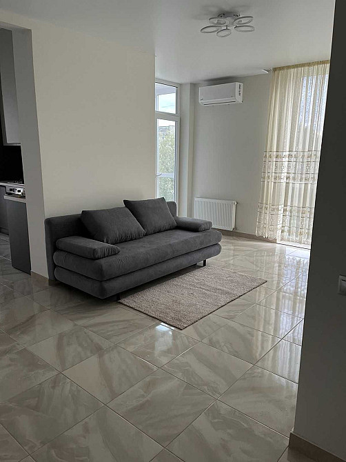 Актуальна оренда 1кім+кух.студіо новобуд Тернопільська є гараж Львів - зображення 1