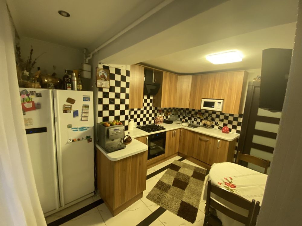 Квартира по проспекту Незалежності Черновцы - изображение 3