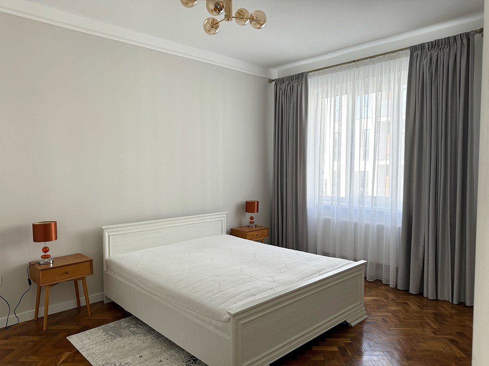 Тут комфортно жити, працювати і відпочивати. Львов - изображение 7