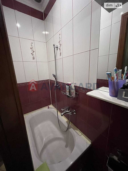 Продається затишна 1-кімнатна квартира в гарному районі міста! Львів - зображення 7