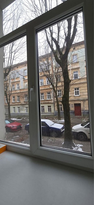 Продаж 1 кімнатна Марка Вовчка центр 43 м2 + підвал ТОРГ Львів - зображення 7