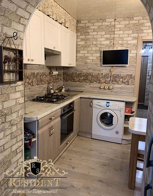 Продаж: 2-кімнатна квартира 45 м² з  ремонтом, район Калинова Дніпро - зображення 1