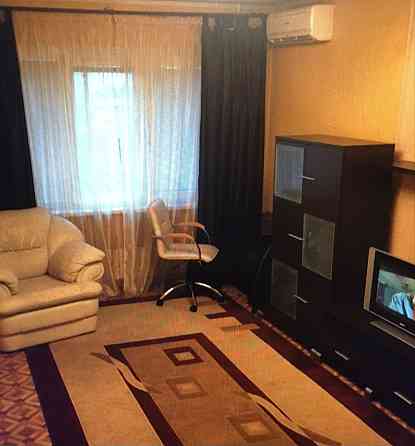 Двухкомнатная квартира на проспекте Гагарина 94 м спортивная Харків