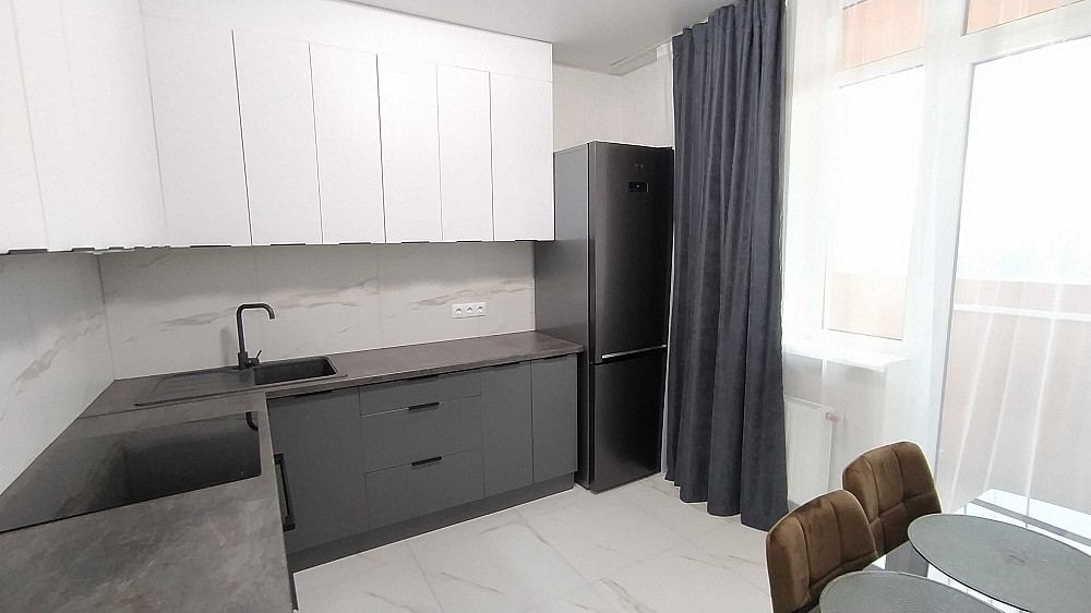 Реал парк. 1 комн. Евроремонт. 8 этаж. Согласны под программы ! Одеса - зображення 1