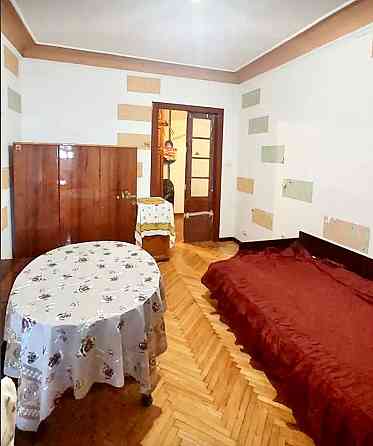 D1M Продам 2 кімнатну сталінку 58 м2, Гімназійна набережна. Харьков