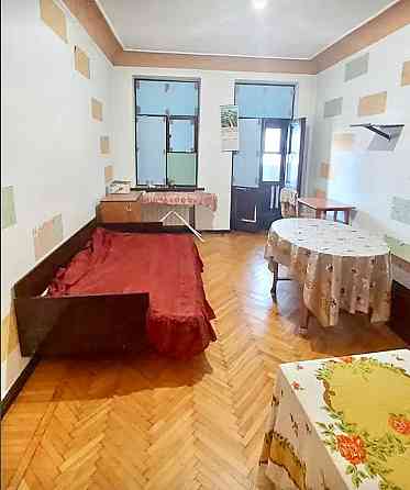 D1M Продам 2 кімнатну сталінку 58 м2, Гімназійна набережна. Харьков