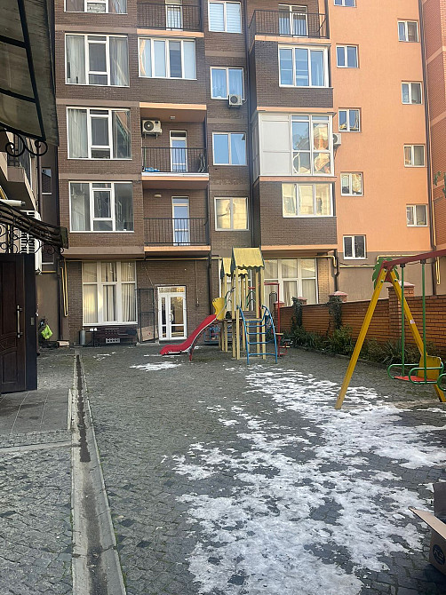 Продам 2-кімнатну новобудову 68м2 по Щербанюка, 75, р-н ТЦ "Майдан" Черновцы - изображение 2